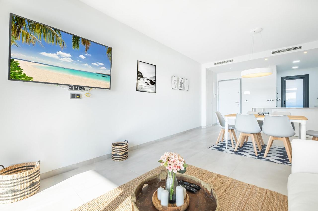 Sunset Waves Deluxe Apartments Poniente Beach Resort Benidorm Luaran gambar