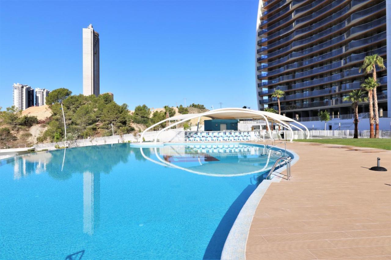 Sunset Waves Deluxe Apartments Poniente Beach Resort Benidorm Luaran gambar