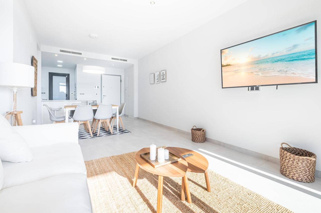 Sunset Waves Deluxe Apartments Poniente Beach Resort Benidorm Luaran gambar