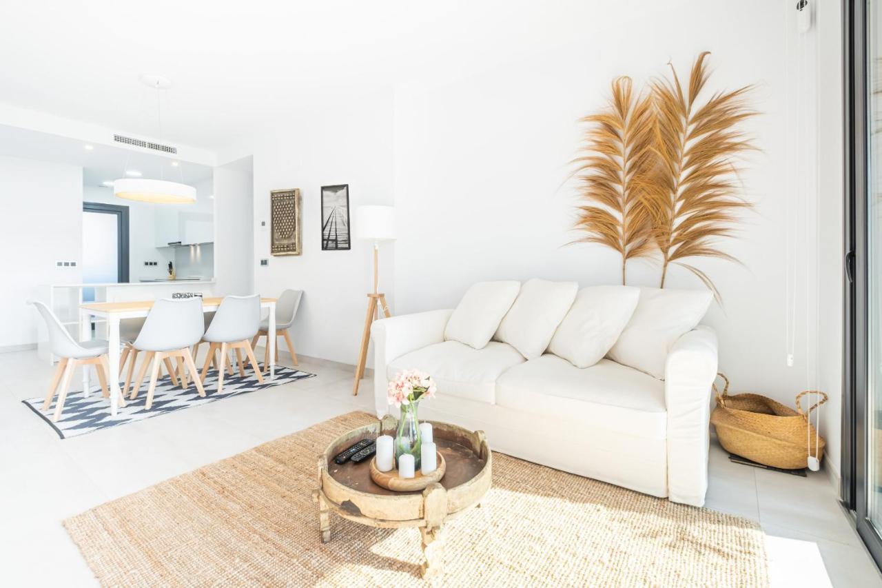 Sunset Waves Deluxe Apartments Poniente Beach Resort Benidorm Luaran gambar