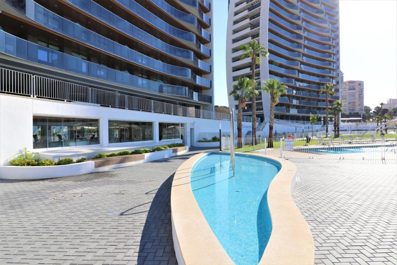 Sunset Waves Deluxe Apartments Poniente Beach Resort Benidorm Luaran gambar