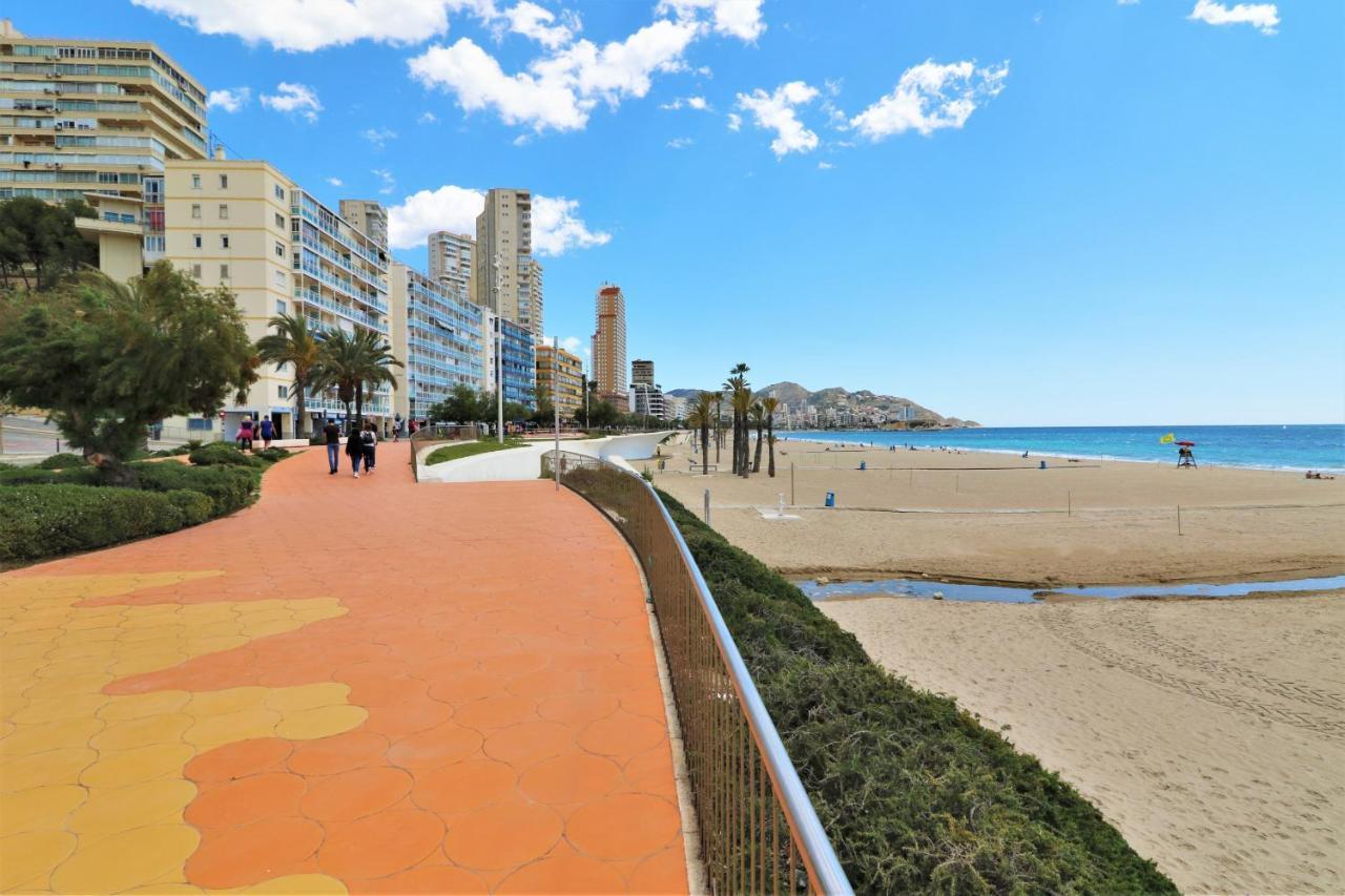 Sunset Waves Deluxe Apartments Poniente Beach Resort Benidorm Luaran gambar