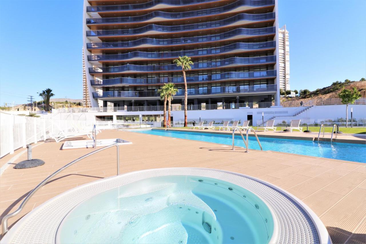 Sunset Waves Deluxe Apartments Poniente Beach Resort Benidorm Luaran gambar
