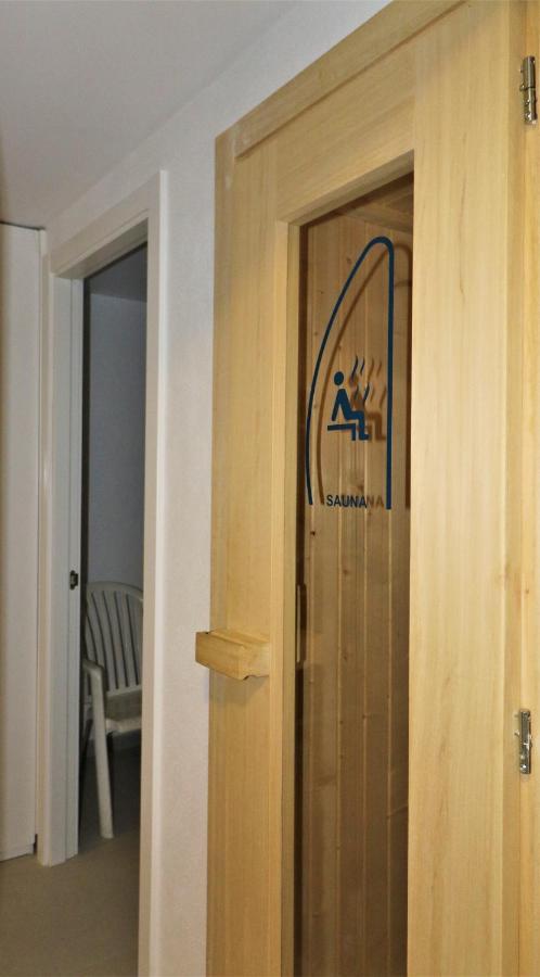Sunset Waves Deluxe Apartments Poniente Beach Resort Benidorm Luaran gambar