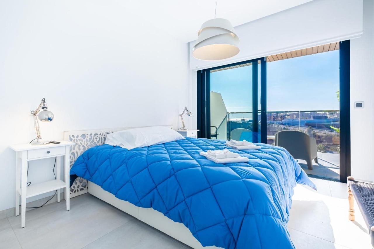 Sunset Waves Deluxe Apartments Poniente Beach Resort Benidorm Luaran gambar