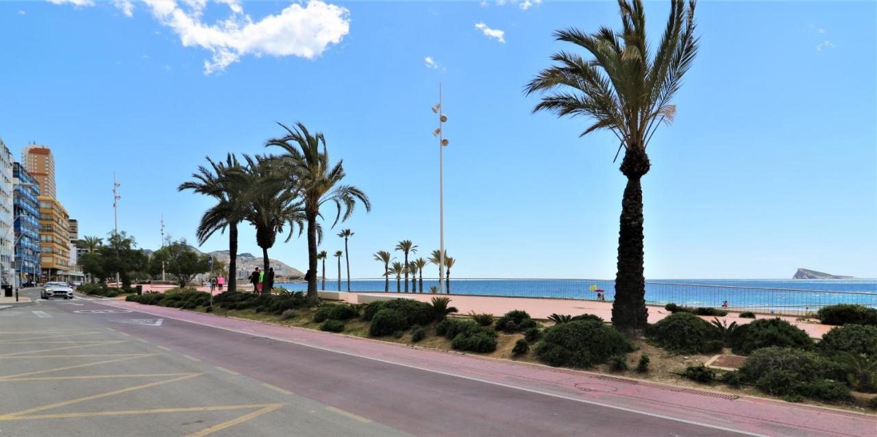 Sunset Waves Deluxe Apartments Poniente Beach Resort Benidorm Luaran gambar