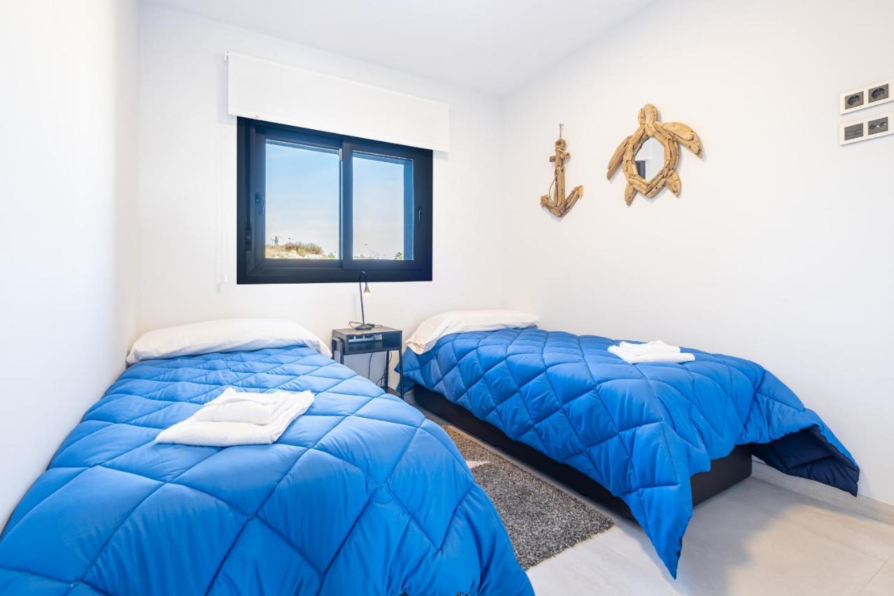 Sunset Waves Deluxe Apartments Poniente Beach Resort Benidorm Luaran gambar