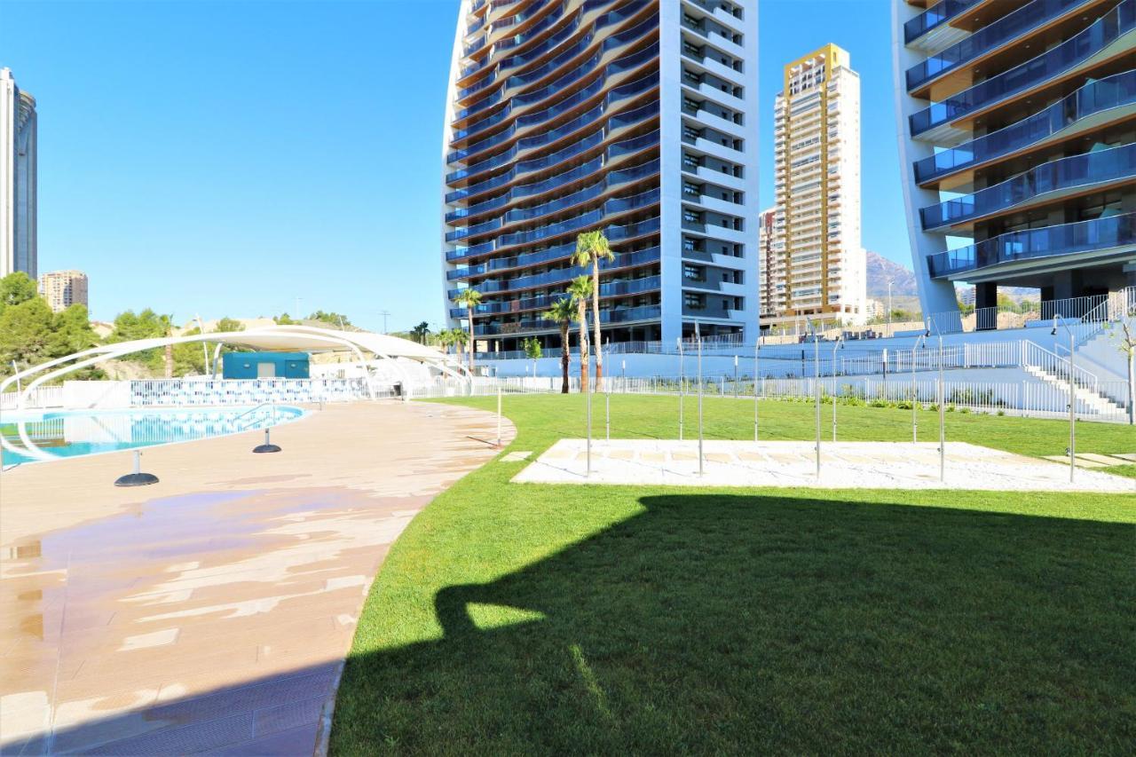Sunset Waves Deluxe Apartments Poniente Beach Resort Benidorm Luaran gambar