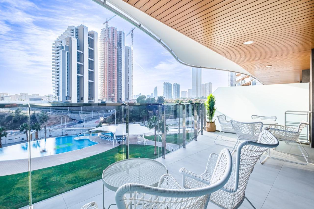 Sunset Waves Deluxe Apartments Poniente Beach Resort Benidorm Luaran gambar