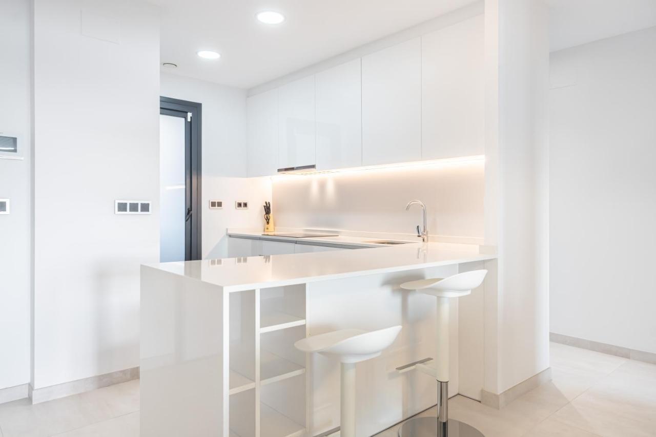 Sunset Waves Deluxe Apartments Poniente Beach Resort Benidorm Luaran gambar
